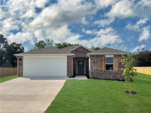 546 Nevada St, Farmington, AR, 72730-4040 | Card Image