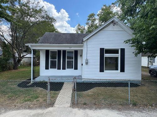 107 Central Ave, Blanchester, OH, 45107-1425 | Card Image