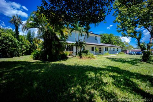 9435 El Paso Dr, Lake Worth, FL, 33467-1009 | Card Image