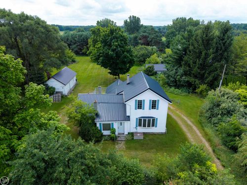 2538 Burnside Rd, North Branch, MI, 48461-9670 | Card Image