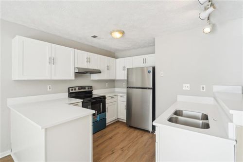 1066 Rock Creek Ln, Norcross, GA, 30093-4600 | Card Image