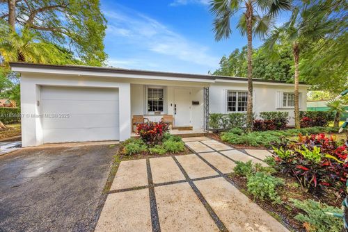 5827 Sw 69th Ct, Miami, FL, 33143-1849 | Card Image