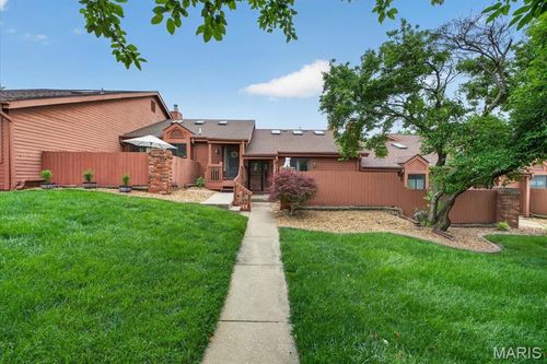 c-2082 Avignon Dr, Saint Charles, MO, 63303-5961 | Card Image