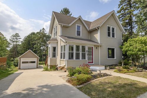 228 N Watertown St, Johnson Creek, WI, 53038-9674 | Card Image