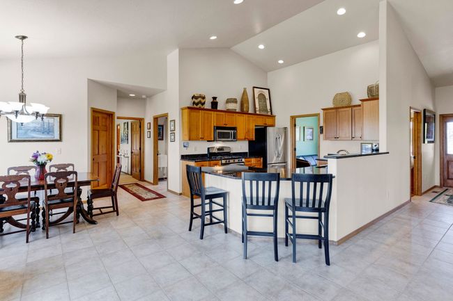 1618 Creekside Dr, House other with 3 bedrooms, 2 bathrooms and null parking in Stevensville MT | Image 7