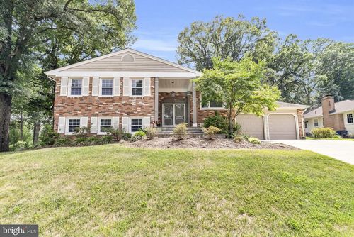 8001 Leyton Pl, SPRINGFIELD, VA, 22152-1230 | Card Image
