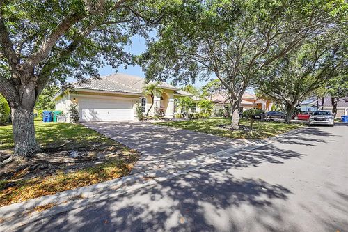 1574 Nw 103rd Ter, Coral Springs, FL, 33071-3926 | Card Image