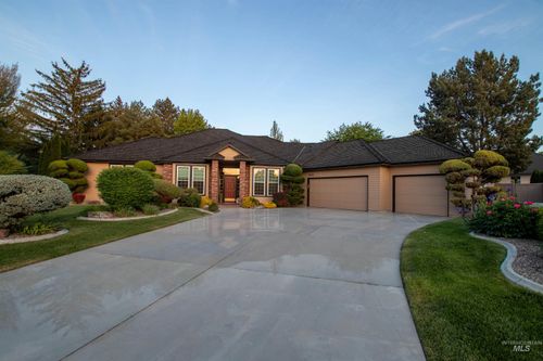 5026 N Greyloch Way, Boise, ID, 83704 | Card Image