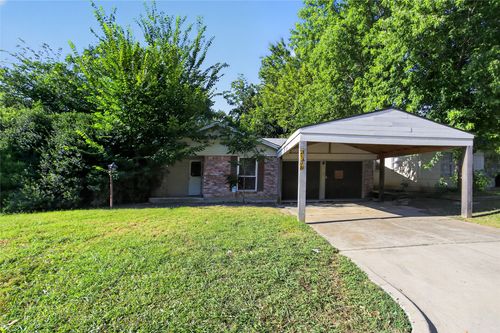 2108 Barton Dr, Arlington, TX, 76010-4750 | Card Image