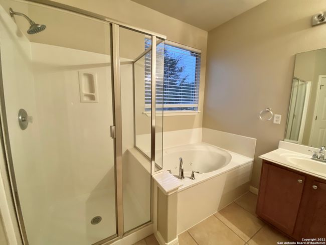 20707 Cliff Park, House other with 4 bedrooms, 2 bathrooms and null parking in San Antonio TX | Image 14
