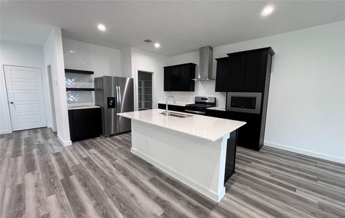 3032 Crown Gate Dr, Houston, TX, 77047-2106 | Card Image