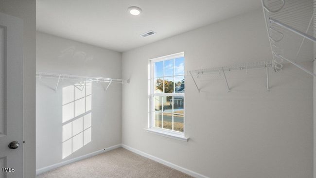 Closet | Image 31