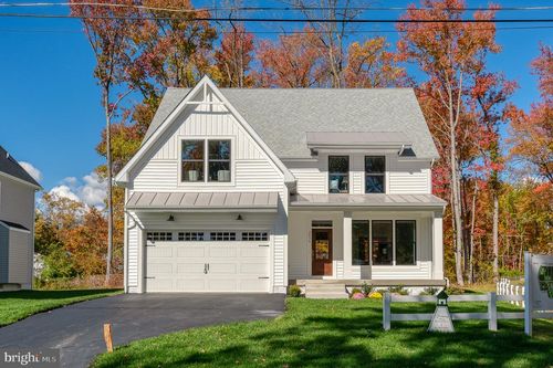2036 William Ave, Essex, MD, 21221-1832 | Card Image