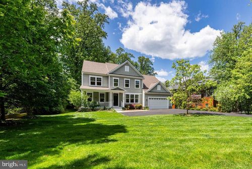 2020 Rhode Island Ave, MCLEAN, VA, 22101-4921 | Card Image