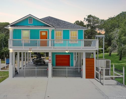 607 Huisache, Ingleside, TX, 78362-4670 | Card Image