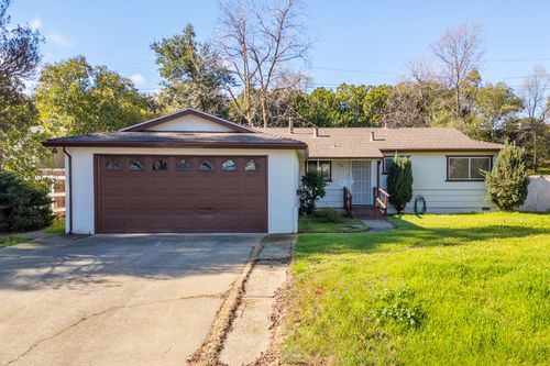 545 Homestead Drive, Red Bluff, CA, 96080 | Card Image