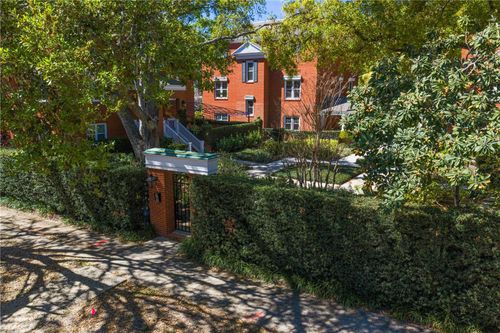 811 S Rome Ave, Tampa, FL, 33606-2834 | Card Image