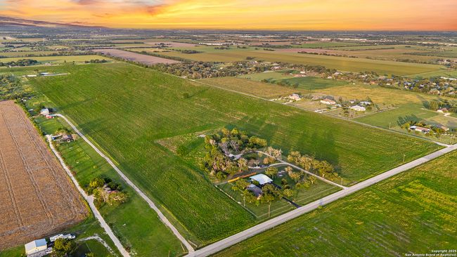 2803 Haeckerville Rd, House other with 2 bedrooms, 1 bathrooms and null parking in Cibolo TX | Image 39