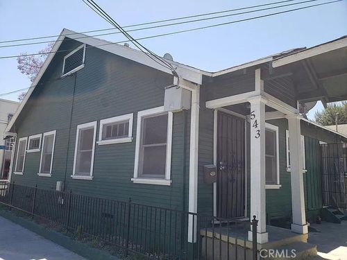 543 Cerritos Ave, Long Beach, CA, 90802-5583 | Card Image
