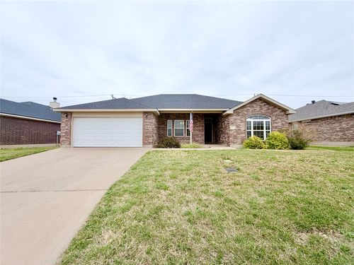 5617 Yellow Brick Rd, Abilene, TX, 79602-8324 | Card Image