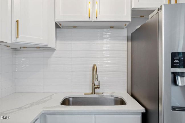 19-2752 Weldon Terrace | Image 14