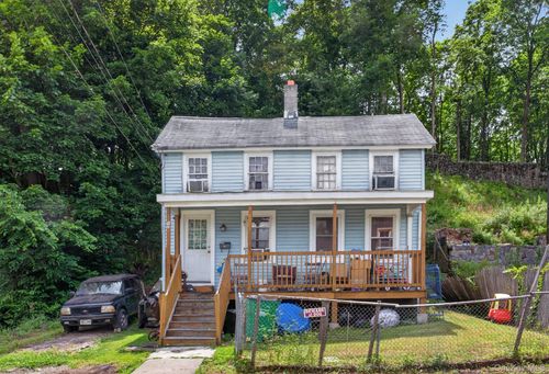 17 East St, Beacon, NY, 12508-3407 | Card Image
