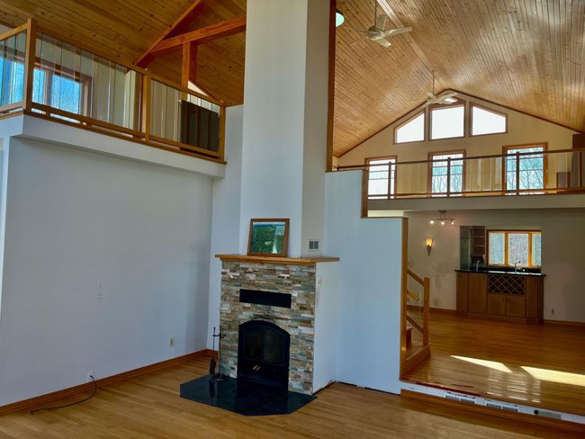 Loft from Great room | Image 17