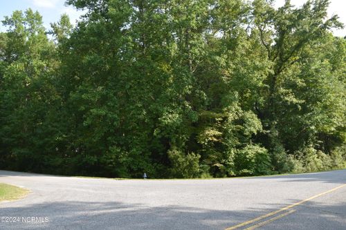 39 Hill Creek Rd, Blounts Creek, NC, 27814-9127 | Card Image