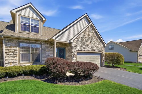 200 Pebble Creek Dr, Etna, OH, 43062-8958 | Card Image