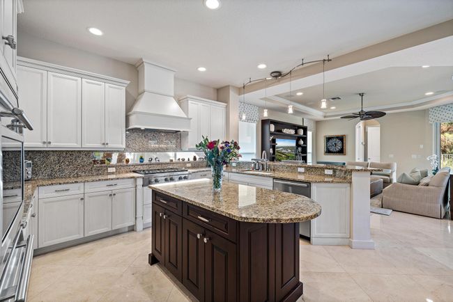 1727 W Hemingway Dr, House other with 5 bedrooms, 5 bathrooms and null parking in Juno Beach FL | Image 19