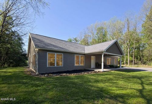 4236 Lukes Ln, Petersburg, PA, 16669-8800 | Card Image