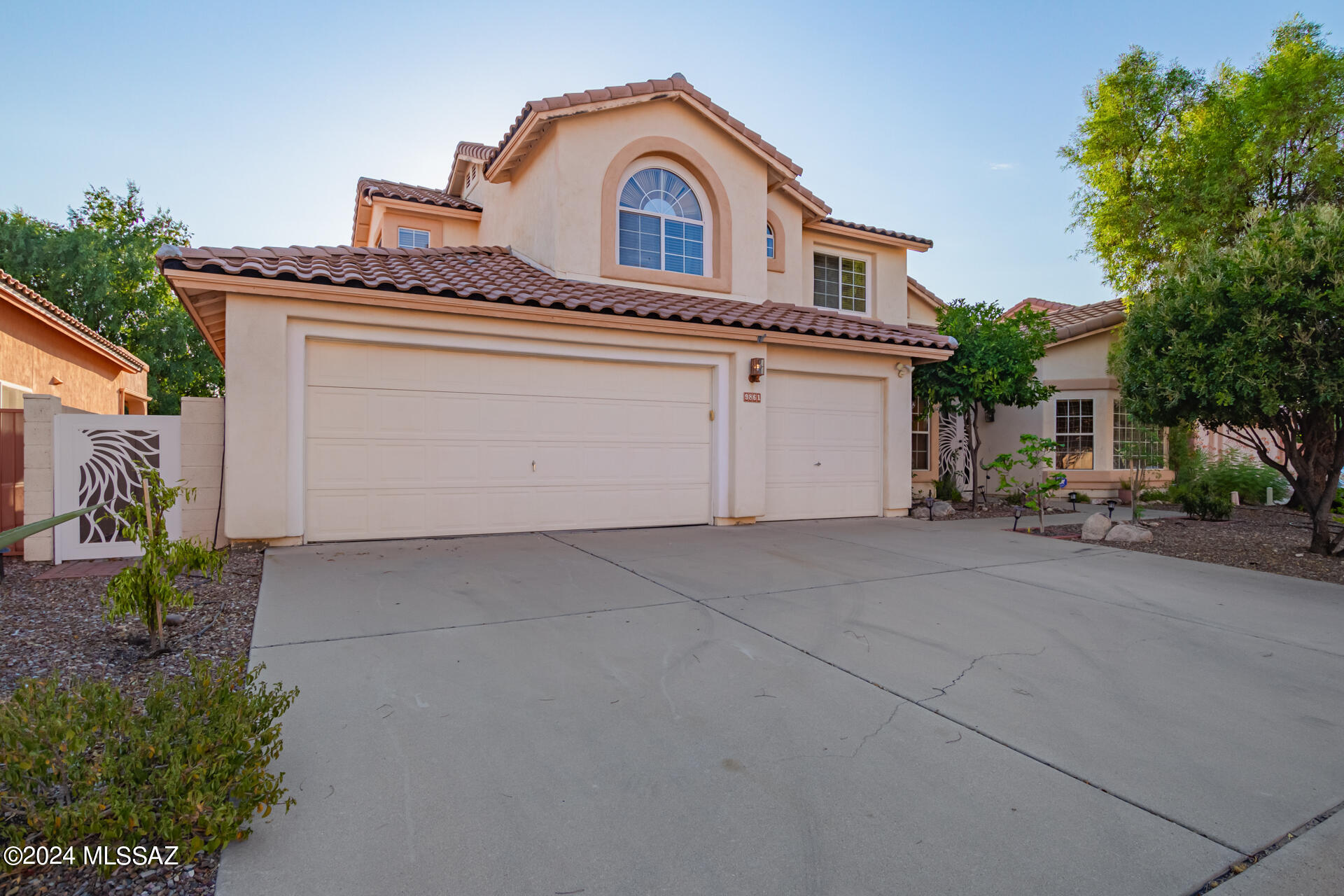 Double Diamond Pl, Tucson, AZ 85742