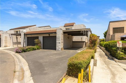 1693 S Heritage Cir, Anaheim, CA, 92804 | Card Image