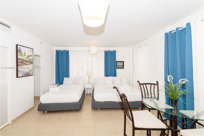 APT-203 - 918 Ocean Dr, Condo with 0 bedrooms, 1 bathrooms and null parking in Miami Beach FL | Image 10