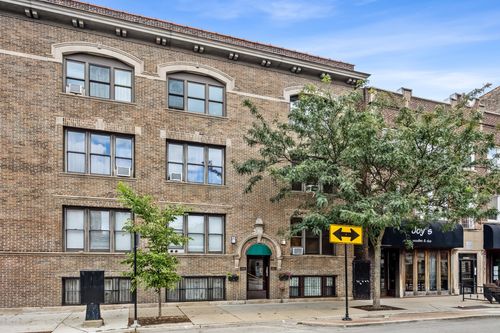 2-3263 N Broadway St, Chicago, IL, 60657-9292 | Card Image