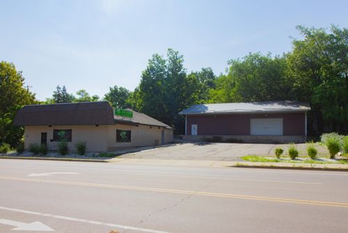 327 Capital Ave Sw, Battle Creek, MI, 49015-2528 | Card Image