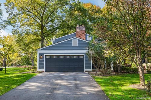 26426 Scenic Hwy, Franklin, MI, 48025-1319 | Card Image