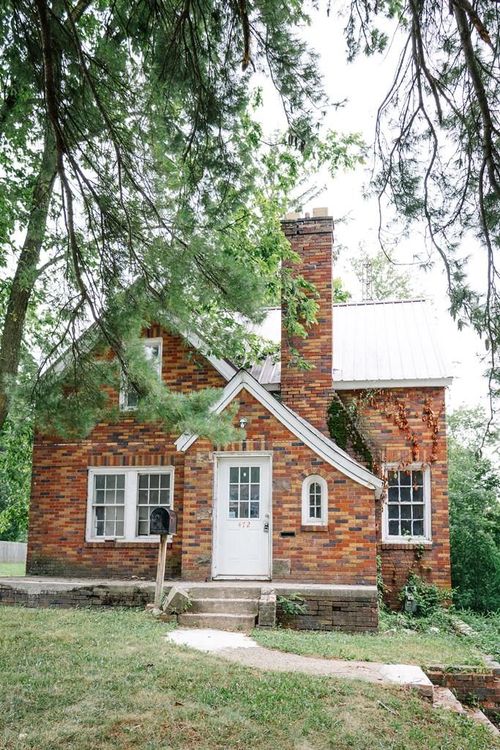 472 W. 6th St., Mansfield, OH, 44903 | Card Image