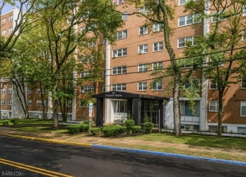 g-39 E 39th St, Paterson, NJ, 07514-1172 | Card Image