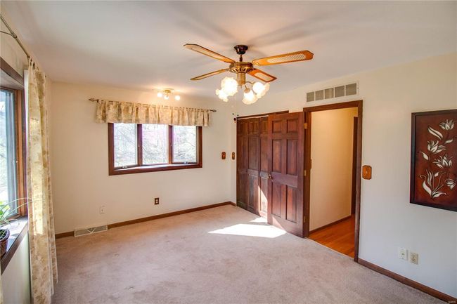 8556 Kee Mac Ln, House other with 2 bedrooms, 2 bathrooms and 3 parking in Alton IL | Image 32