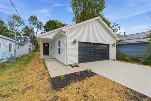 1004 John St, Washington Court House, OH, 43160-2043 | Card Image