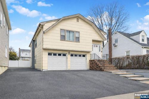 389 Madeline Ave, Garfield, NJ, 07026-2411 | Card Image