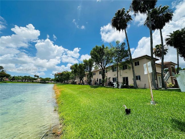 UNIT-203 - 1251 Se 28 Th Ct, Condo with 2 bedrooms, 2 bathrooms and null parking in Homestead FL | Image 27
