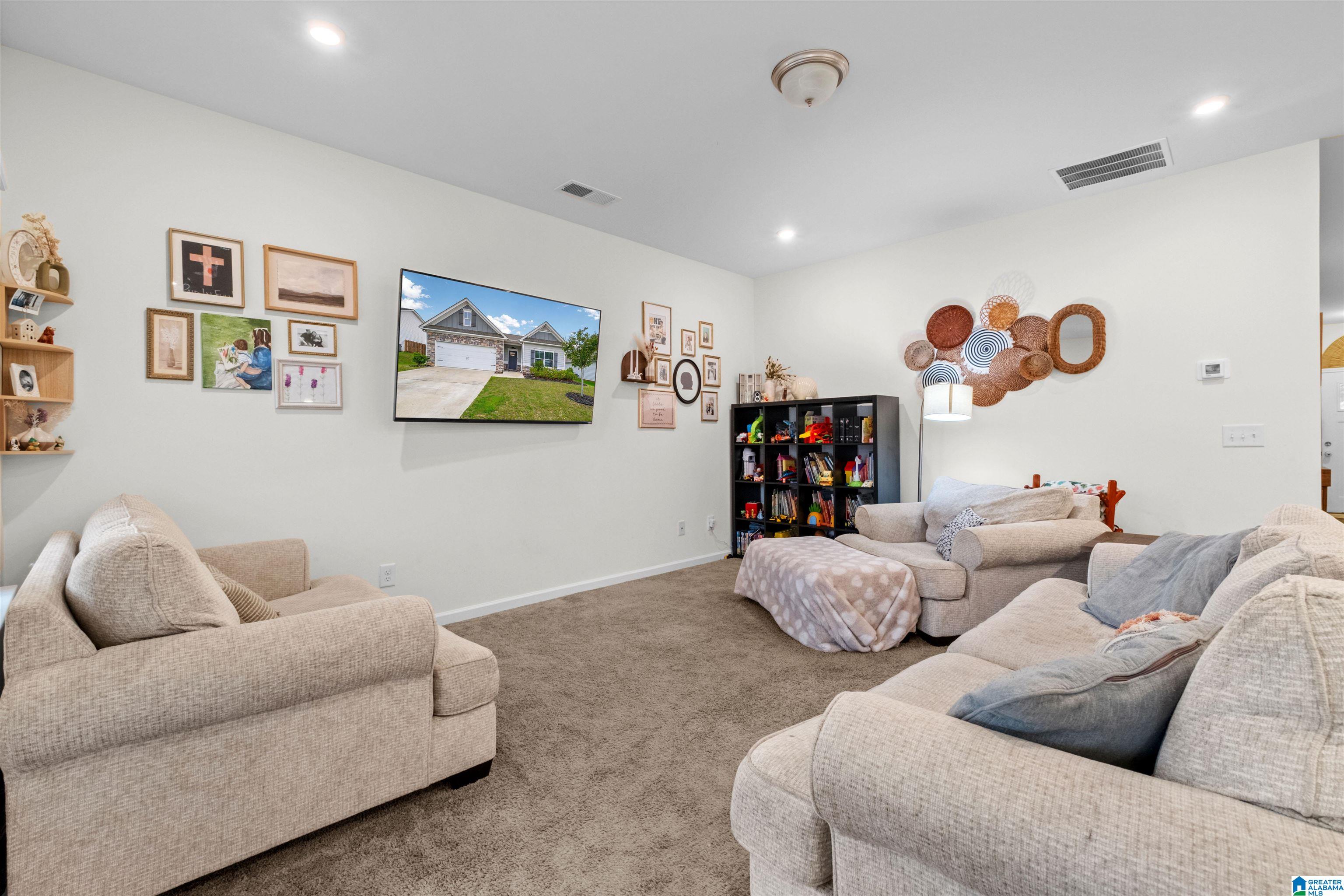 Residential in PELL CITY 5