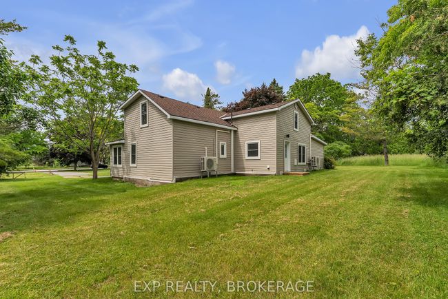 412 Bloomfield Main St, House other with 4 bedrooms, 1 bathrooms and 4 parking in Bloomfield ON | Image 30