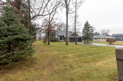 2027 Green Meadow Drive, DELAVAN, WI, 53115 | Card Image