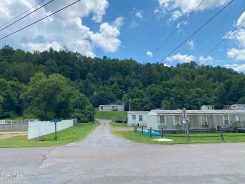 403 26th Street, Big Stone Gap, VA, 24219 | Card Image