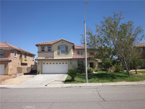 38244 Armstrong Dr, Palmdale, CA, 93552-3461 | Card Image