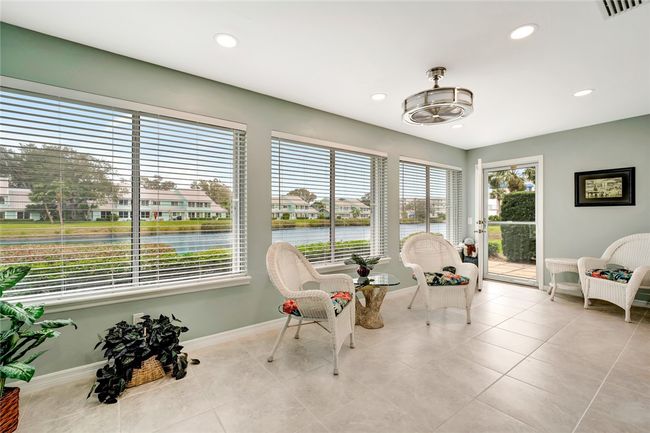 6304 - 6304 River Run Dr, House attached with 2 bedrooms, 2 bathrooms and null parking in Sebastian FL | Image 11