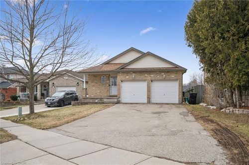 104 Kent St, Cambridge, ON, N1S4H2 | Card Image